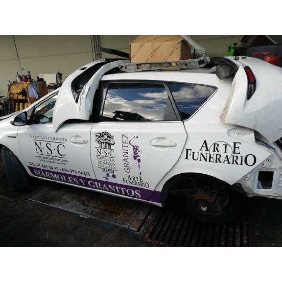 toyota auris del año 2018