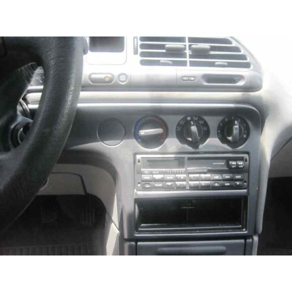 ford mondeo berlina/familiar (fd) del año 1993