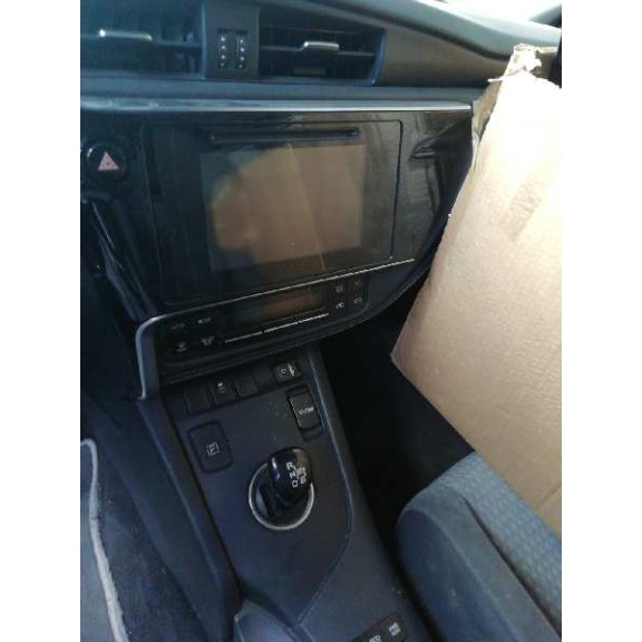 toyota auris del año 2018