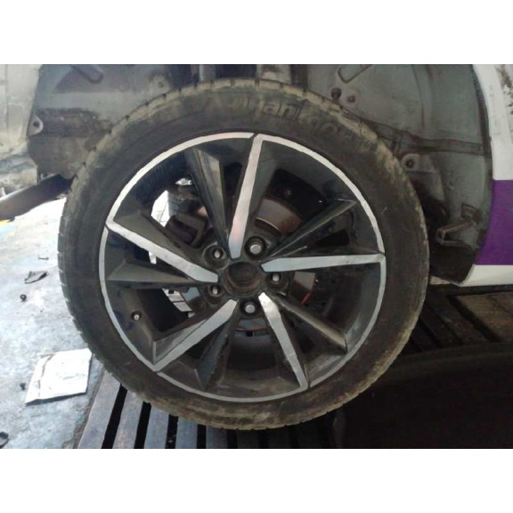 toyota auris del año 2018