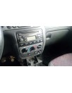 ford fiesta berlina (dx) del año 2001
