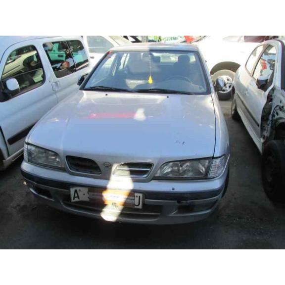 nissan primera berlina (p11) del año 1999