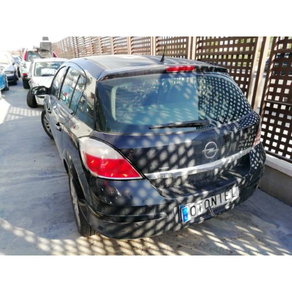 opel astra h berlina del año 2005