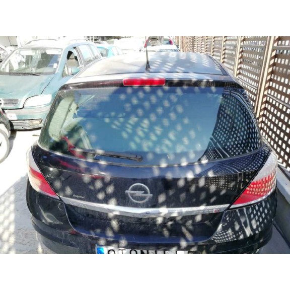 opel astra h berlina del año 2005