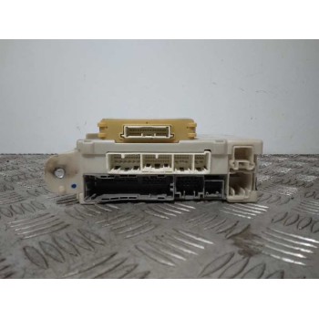 Recambio de caja reles / fusibles para lexus is200 (ds2/is2) 2.2 d-cat referencia OEM IAM 8273053020  