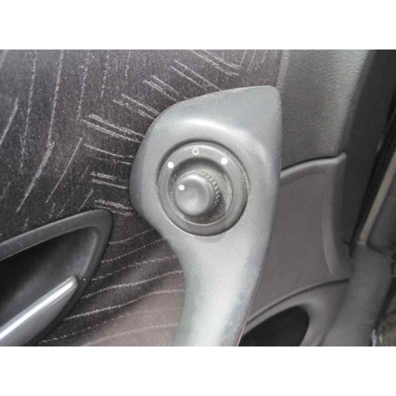 renault laguna ii (bg0) del año 2003