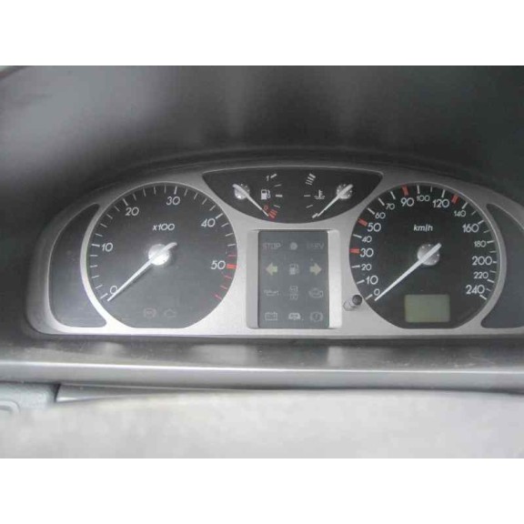 renault laguna ii (bg0) del año 2003