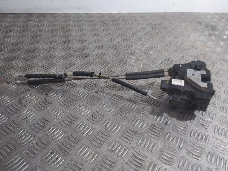 Recambio de cerradura puerta trasera izquierda para kia soul 1.6 crdi cat referencia OEM IAM 814102K000  