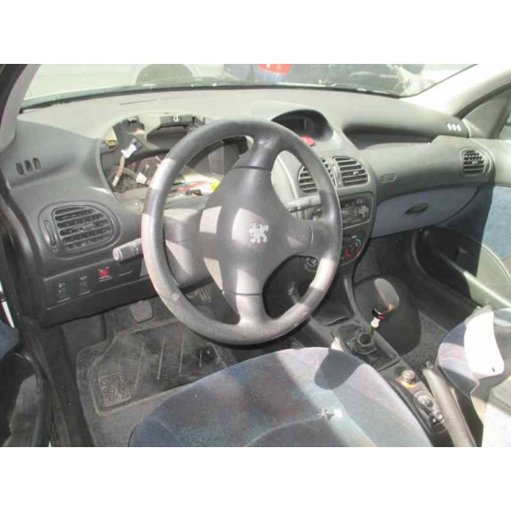 peugeot 206 berlina del año 1999