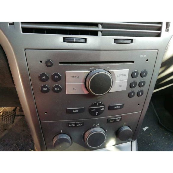 opel astra h berlina del año 2005