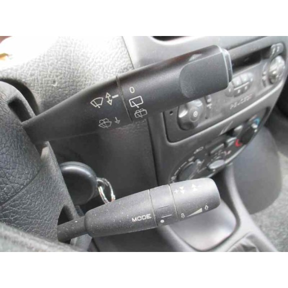 peugeot 206 berlina del año 1999