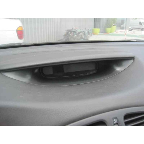 renault laguna ii (bg0) del año 2003