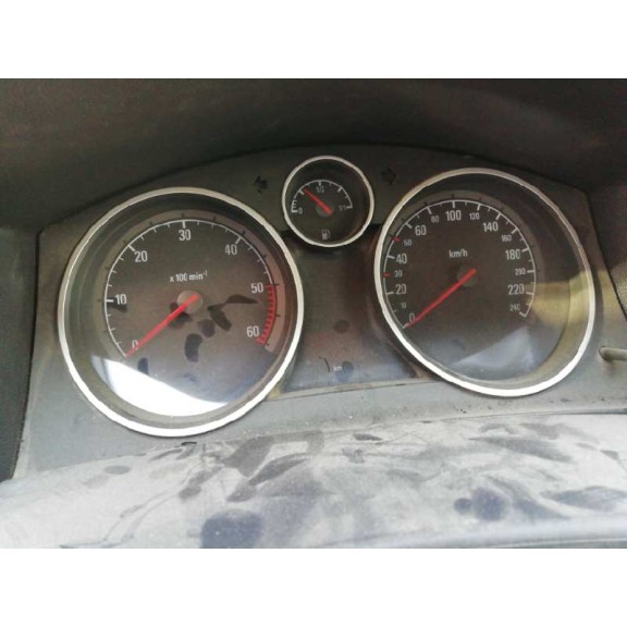 opel astra h berlina del año 2005