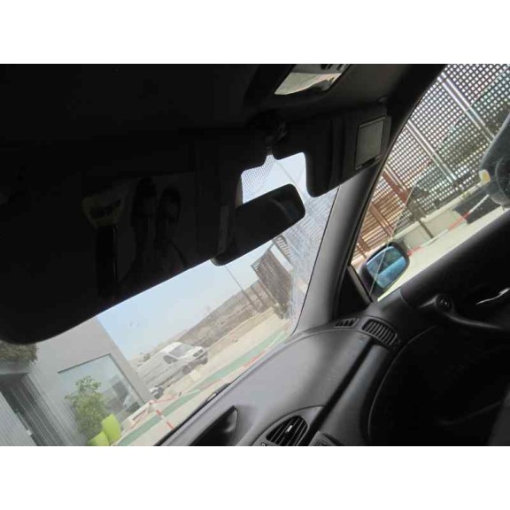 renault laguna ii (bg0) del año 2003