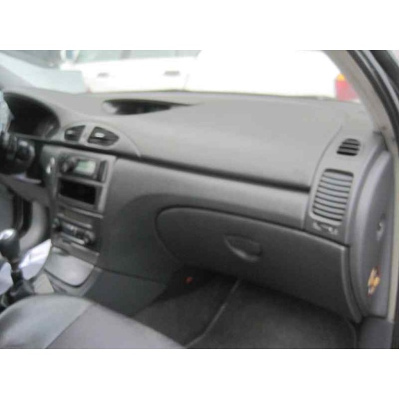 renault laguna ii (bg0) del año 2003