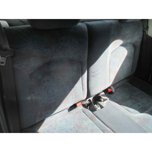 peugeot 206 berlina del año 1999