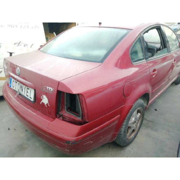 volkswagen passat berlina (3b2) del año 1999