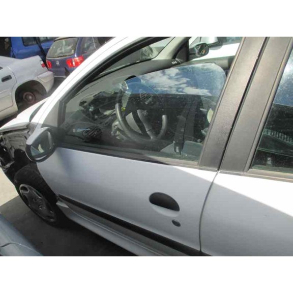 peugeot 206 berlina del año 1999