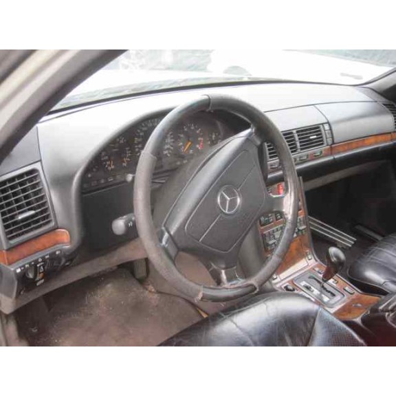 mercedes-benz clase s (w140) berlina del año 1993