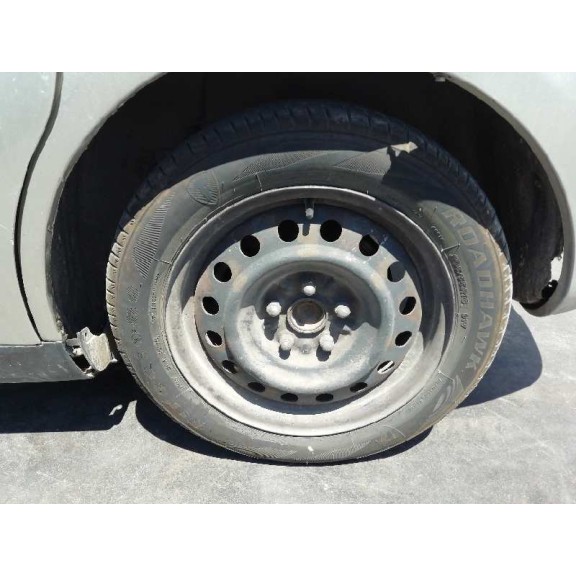 toyota corolla verso (r1) del año 2004