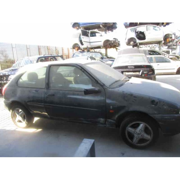 ford fiesta berlina del año 1997