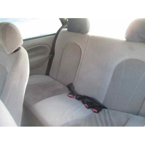 ford fiesta berlina del año 1997