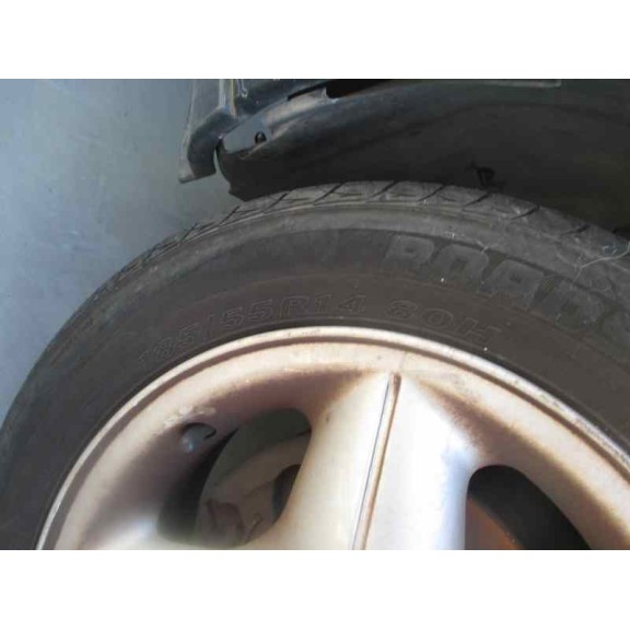 ford fiesta berlina del año 1997