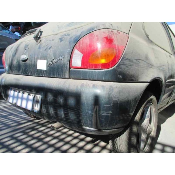 ford fiesta berlina del año 1997