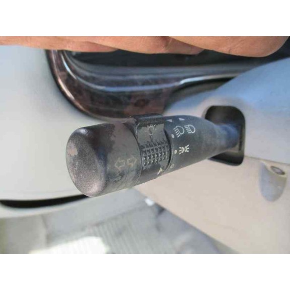 ford fiesta berlina del año 1997