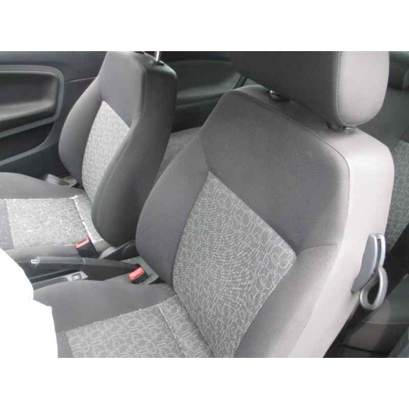 seat ibiza (6l1) del año 2007