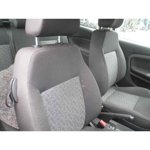 seat ibiza (6l1) del año 2007