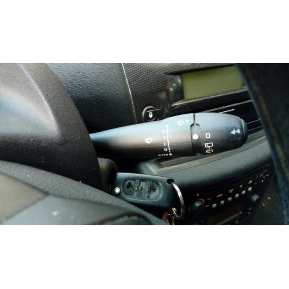 citroën c4 berlina del año 2008