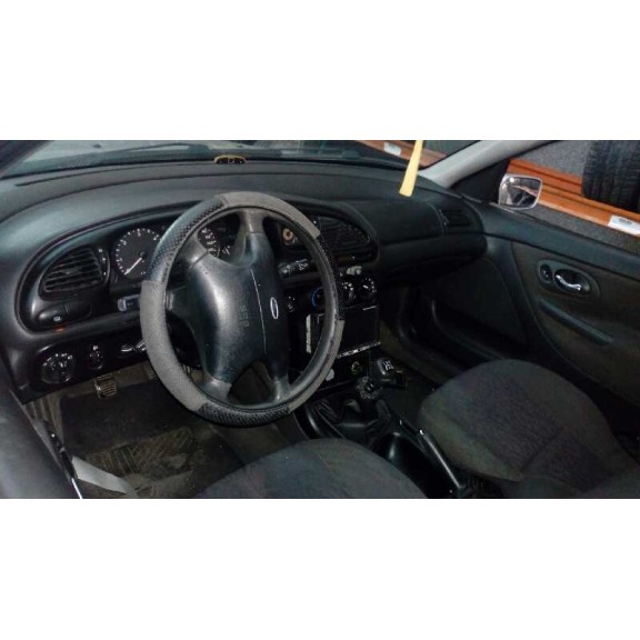 ford mondeo berlina (gd) del año 2000