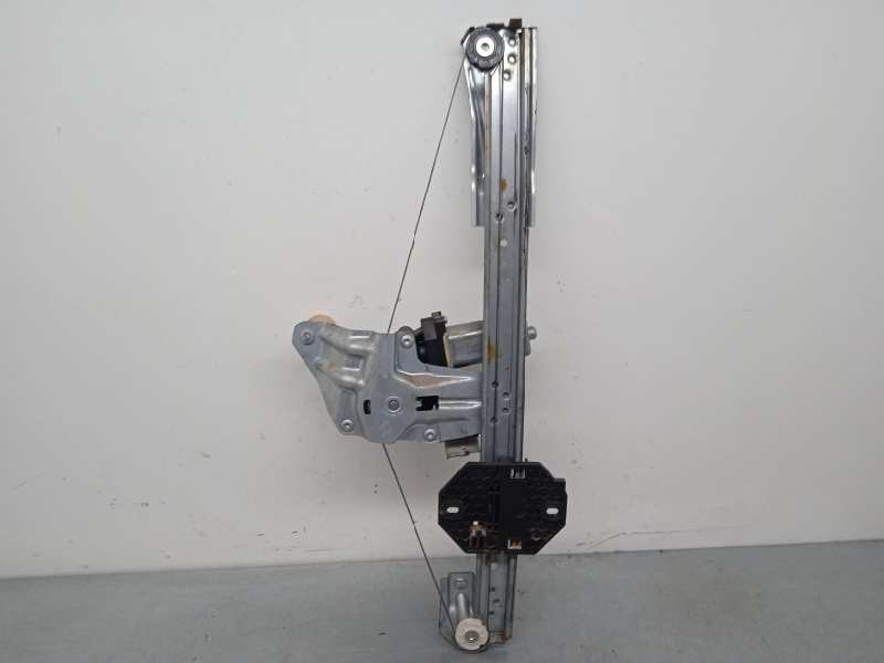 Recambio de elevalunas delantero izquierdo para dacia sandero stepway referencia OEM IAM 807211440R ELÉCTRICO 4P 6 PINS