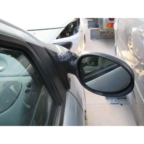 renault twingo (co6) del año 2002