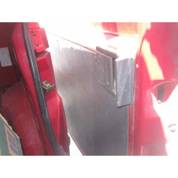 mercedes-benz vito (w638) caja cerrada del año 2000