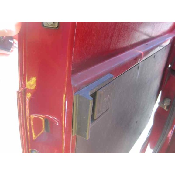 mercedes-benz vito (w638) caja cerrada del año 2000