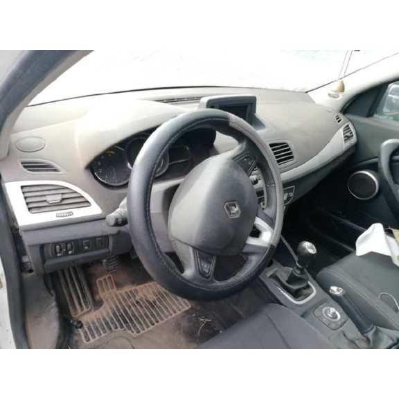 renault megane iii sport tourer del año 2010