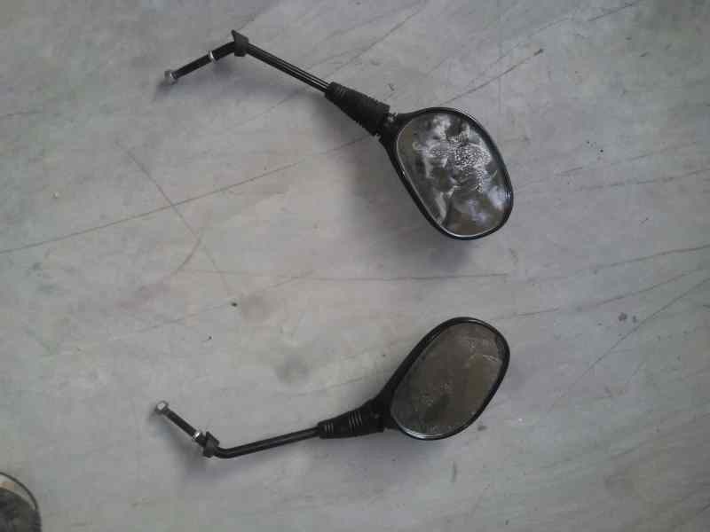 Recambio de retrovisor izquierdo para piaggio (vespa) mp3 500ie business erl/lt referencia OEM IAM   