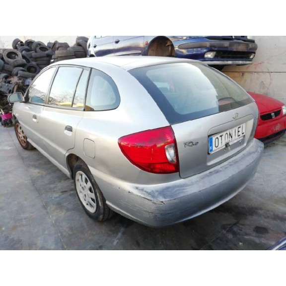 kia rio del año 2000