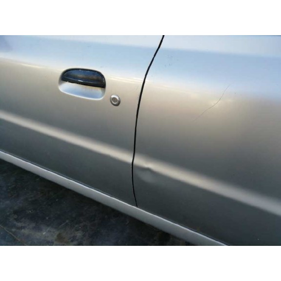 kia rio del año 2000