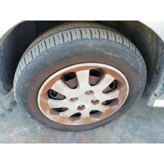 kia rio del año 2000