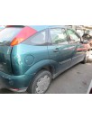ford focus berlina (cak) del año 2000