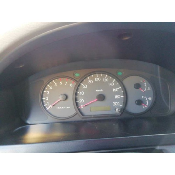 kia rio del año 2000