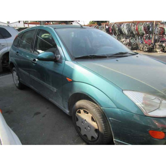 ford focus berlina (cak) del año 2000