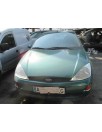 ford focus berlina (cak) del año 2000