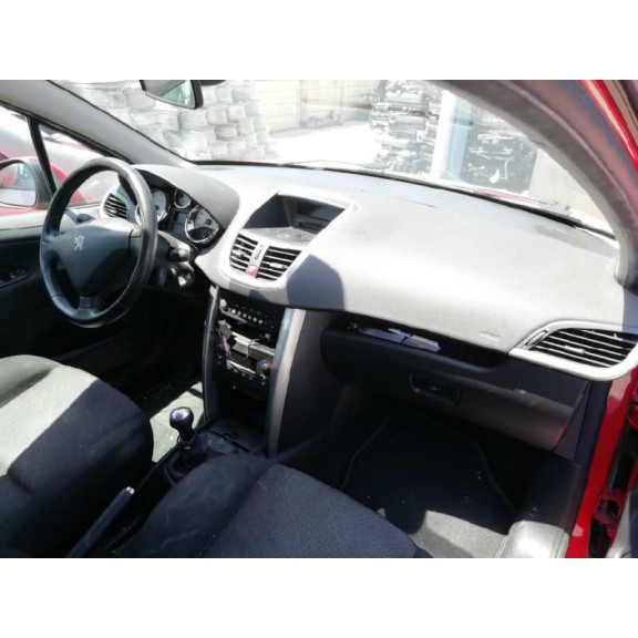 peugeot 207 del año 2007