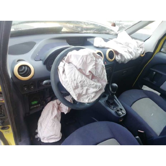 peugeot 1007 del año 2008