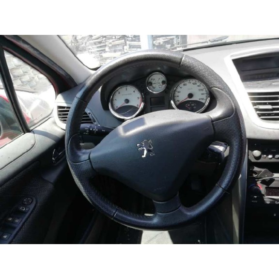 peugeot 207 del año 2007