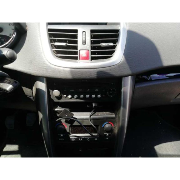 peugeot 207 del año 2007